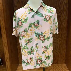 PacSun Pink Hawaiian Floral Button Up Shirt- Small